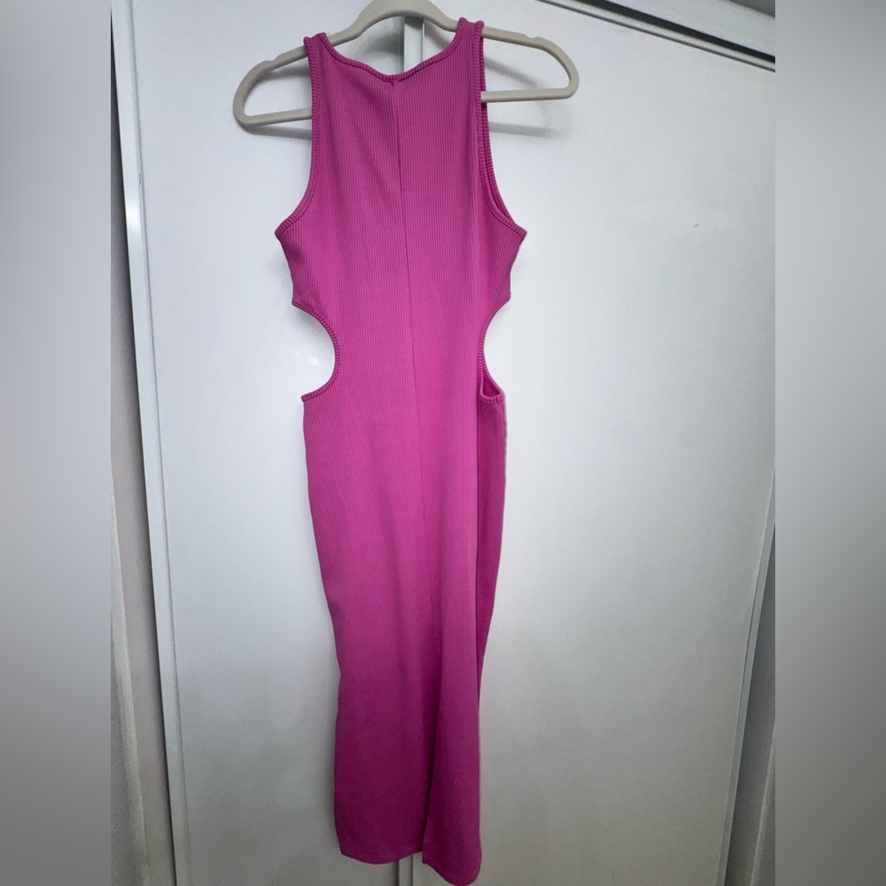 Divided pink  Sleeveless Dress